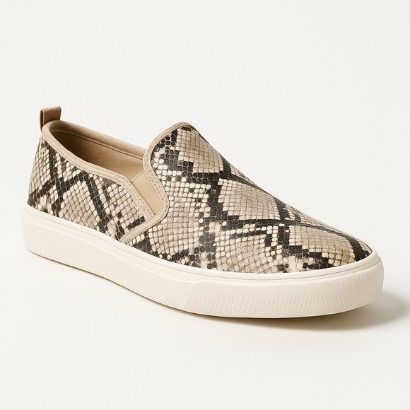 Tommy Bahama Faux Snakeskin Slip-On Sneakers Neutral Casualcore Size 10 Resort - Picture 2 of 12